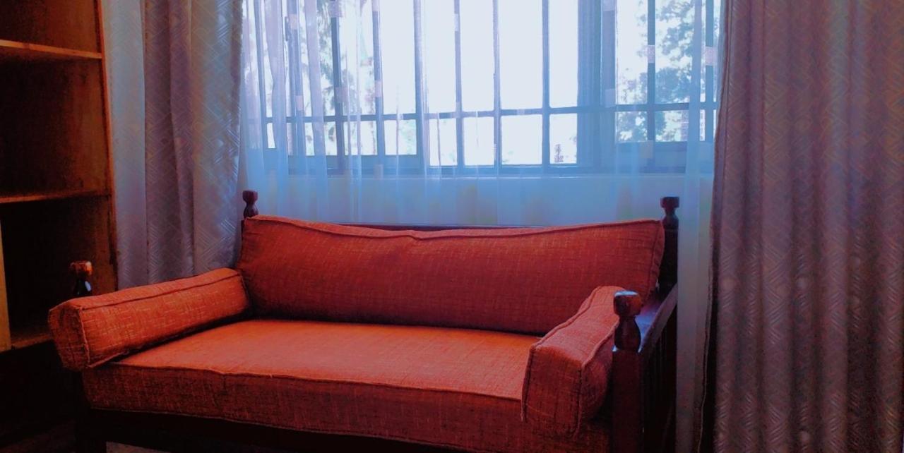 La Feve Beach Bed And Breakfast Entebbe エンテベ エクステリア 写真